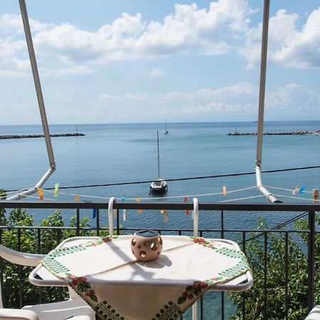 Orfanos Loutraki Rooms Zewnętrze zdjęcie