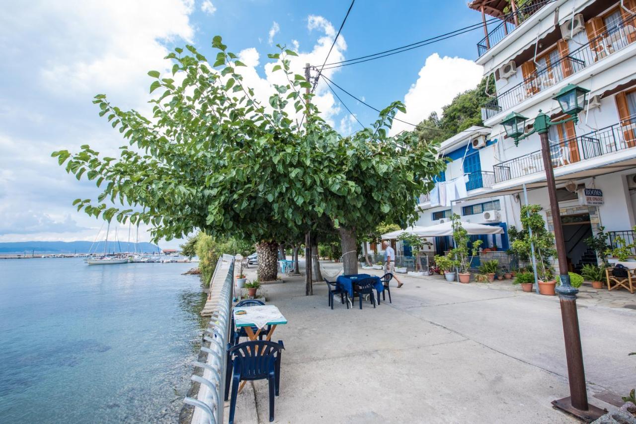 Orfanos Loutraki Rooms Zewnętrze zdjęcie