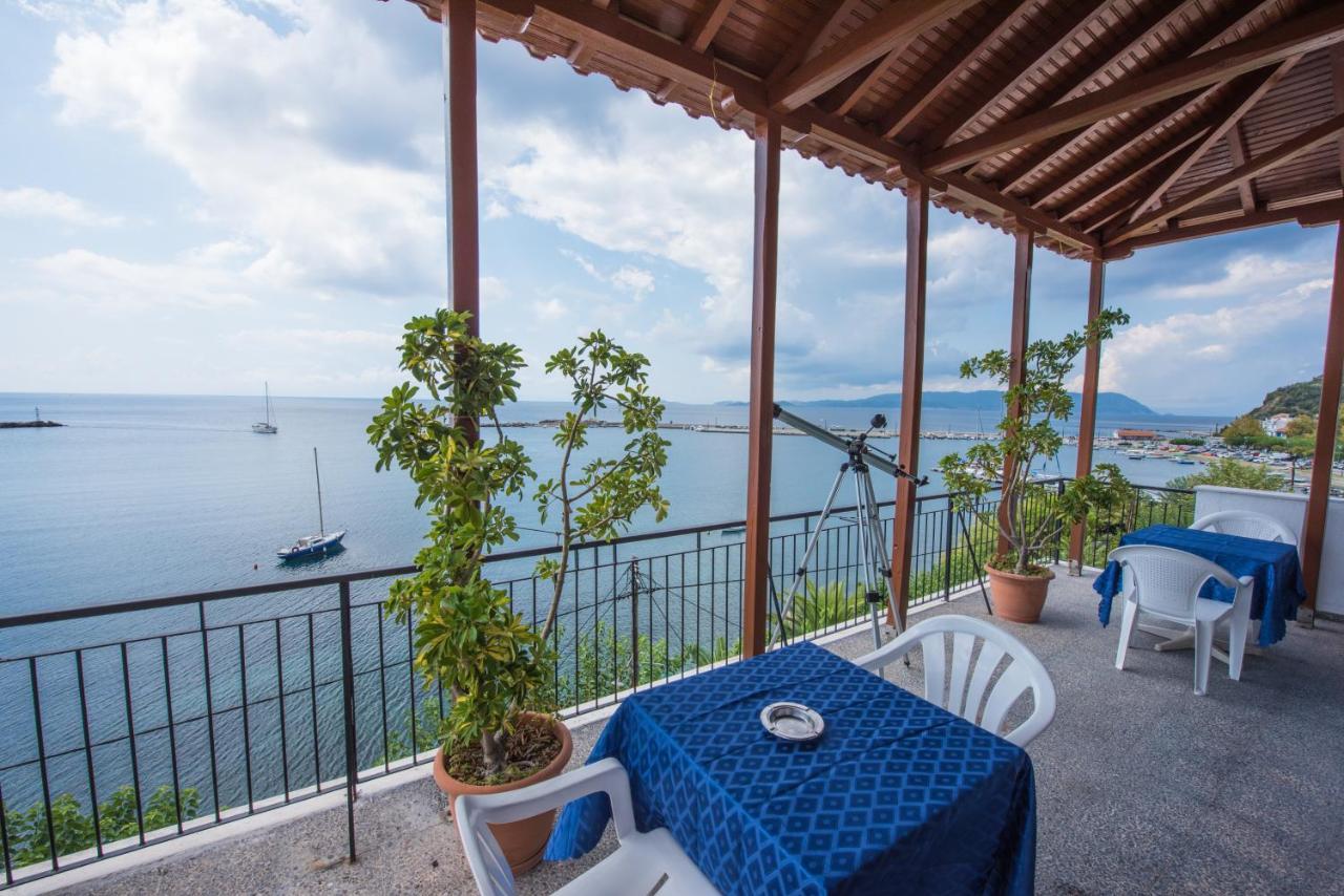 Orfanos Loutraki Rooms Zewnętrze zdjęcie